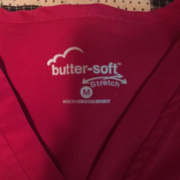 Butter Soft scrub set - Picture 3 of 4
